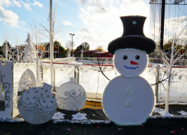 Photo of Snowman at THE RINK